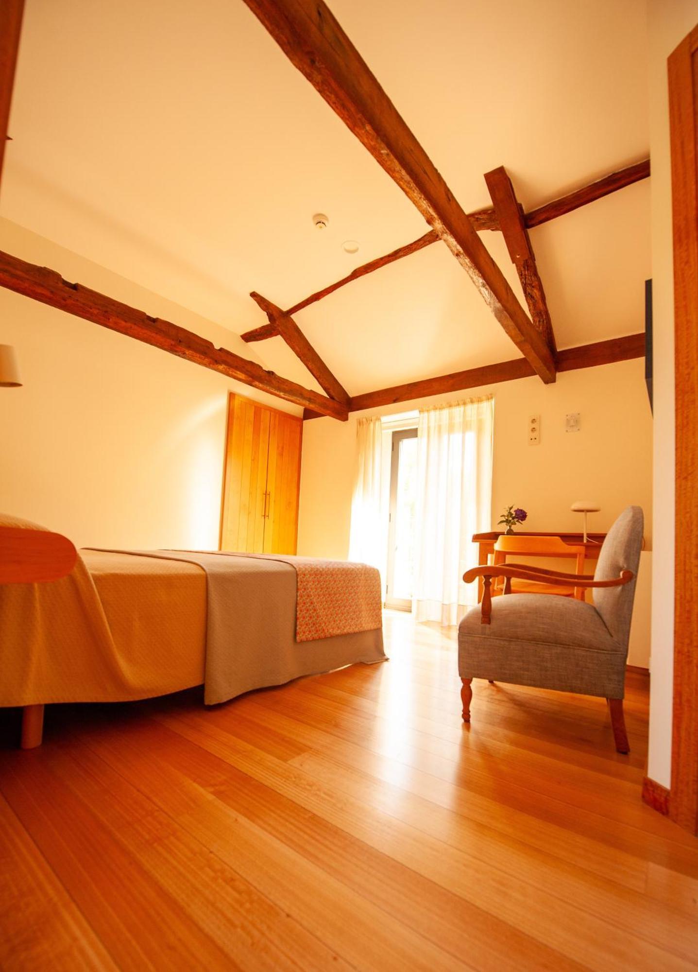 Casa Do Cereiro Guest House A Estrada Luaran gambar
